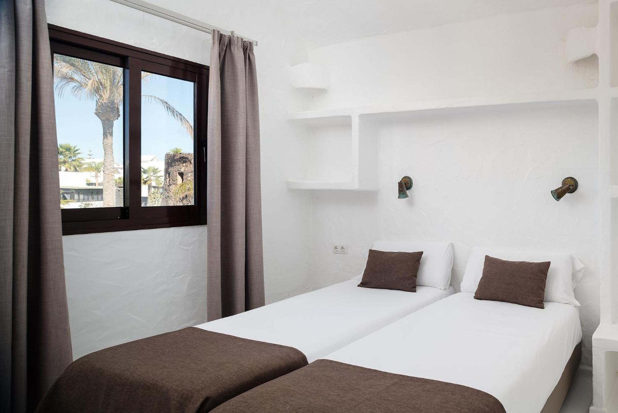 Kamezi Boutique Hotel Villas Playa Blanca  Room photo
